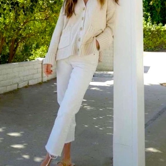 Zara White High Rise Wide Straight Button Fly Raw Hem Jean - Picture 1 of 15